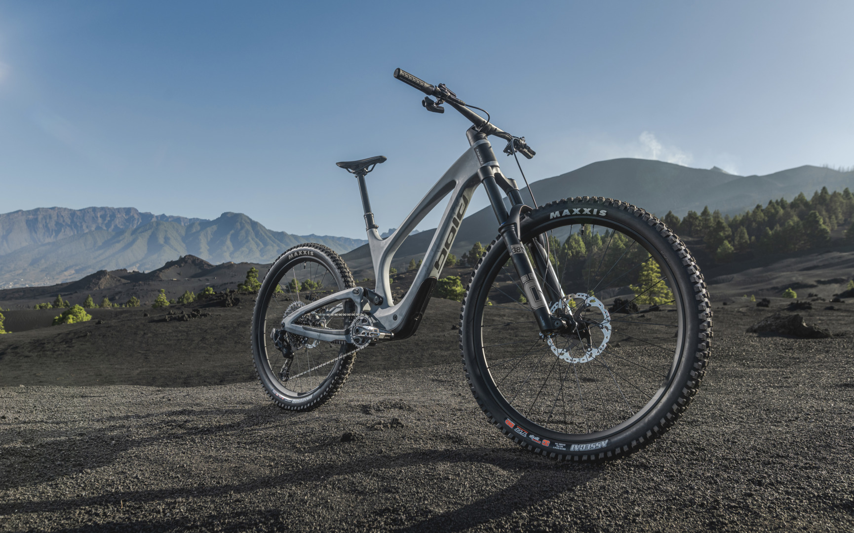 Bold Unplugged enduro kolo