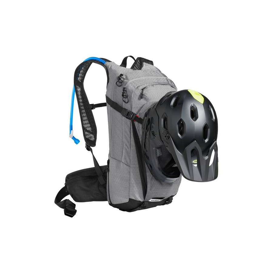 Kolesarski nahrbtnik CamelBak HAWG PRO 20, meh 3l, 20l, Siva/Črna