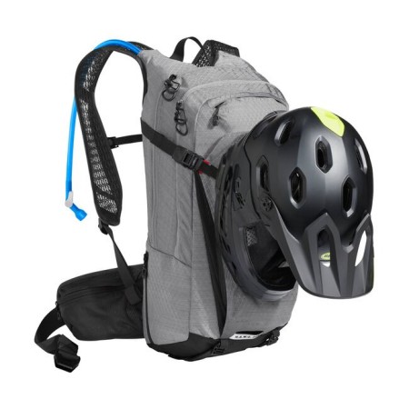 Kolesarski nahrbtnik CamelBak HAWG PRO 20, meh 3l, 20l, Siva/Črna